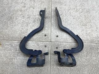 Петля капота SUBARU LUCRA L455F 2 ракурс Петля капота SUBARU LUCRA L455F 2 ракурс