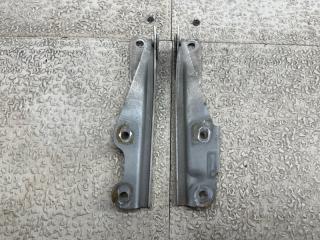 Петля капота MITSUBISHI MINICA H42A 1 ракурс Петля капота MITSUBISHI MINICA H42A 1 ракурс