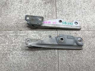 Петля капота MITSUBISHI MINICA H42A 3 ракурс