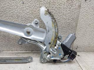 Стеклоподъемник правый передний TOYOTA BB QNC21 85710-B1010 2 ракурс