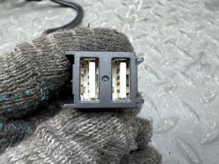 Вход usb TOYOTA LAND CRUISER CYGNUS UZJ100 2UZ-FE 08541-K9052 5 ракурс