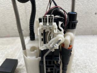 Топливный насос NISSAN SKYLINE HV37 VQ35HR 170401MA0B 3 ракурс