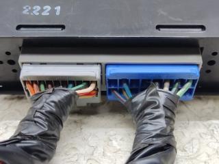 Блок управления замками SUBARU FORESTER SG5 EJ202DWUAE 88281SA000 3 ракурс