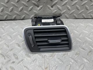 Дуйки правые передние VOLKSWAGEN PASSAT B7(365) CAX 3AC819702A 1 ракурс