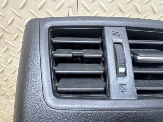 Консоль между сидений HONDA JADE FR4 LEB 83405-T4R-J0 3 ракурс Консоль между сидений HONDA JADE FR4 LEB 83405-T4R-J0 3 ракурс