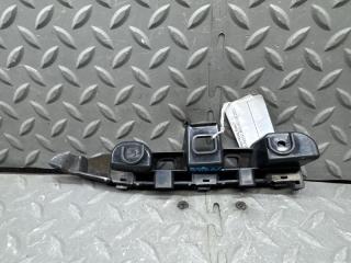 Крепеж бампера правый передний VOLKSWAGEN PASSAT B7(365) CAX 3AA807184 2 ракурс