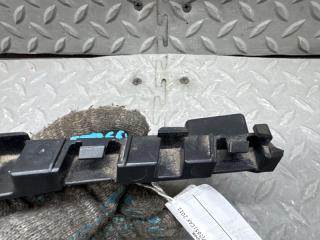 Крепеж бампера правый передний VOLKSWAGEN PASSAT B7(365) CAX 3AA807184 4 ракурс