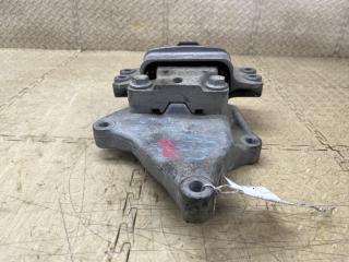 Подушка двигателя левая передняя VOLKSWAGEN TOURAN 1T3 CAVB 1K0199555 3 ракурс Подушка двигателя левая передняя VOLKSWAGEN TOURAN 1T3 CAVB 1K0199555 3 ракурс