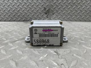 Датчик ускорения PORSCHE CAYENNE 955 M48.00 7E0907652A 2 ракурс