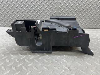Блок предохранителей PORSCHE CAYENNE 955 M48.00 7L0937548A 5 ракурс
