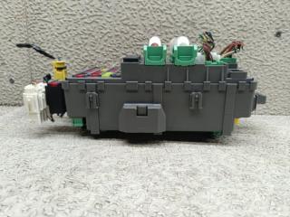 Блок предохранителей HONDA JADE FR4 LEB 116RA-000303 3 ракурс
