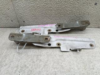 Петля капота FORD EXPLORER UN152 MODULAR V8 2L2416800AB 3 ракурс