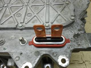 Инвертор NISSAN LEAF AZE0 EM57 291A03NF0A 2 ракурс