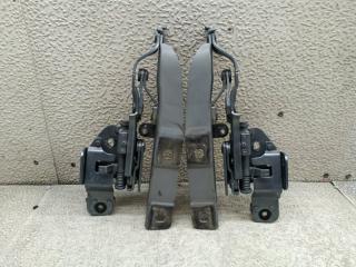 Петля капота NISSAN SKYLINE HV37 VQ35HR 2 ракурс