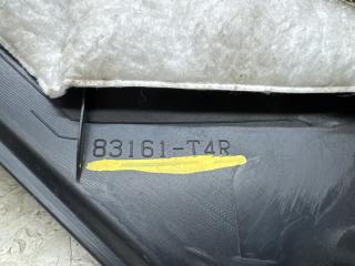 Накладка на стойку кузова левая передняя HONDA JADE FR4 LEB 83161-T4R 3 ракурс