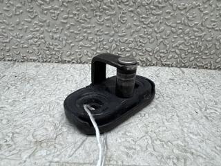 Петля замка багажника VOLKSWAGEN TOURAN 1T3 CTH 1T0827517A 1 ракурс