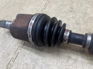 Привод левый передний NISSAN BLUEBIRD SYLPHY KG11 MR20DE 4 ракурс Привод левый передний NISSAN BLUEBIRD SYLPHY KG11 MR20DE 4 ракурс