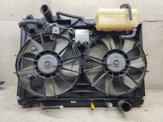 Радиатор основной LEXUS LS460 USF40 1UR-FSE 2 ракурс Радиатор основной LEXUS LS460 USF40 1UR-FSE 2 ракурс