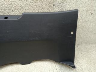 Накладка замка багажника MAZDA DEMIO DJ5FS S5-DPTS D09W-6889X 2 ракурс