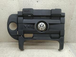 Пластиковая крышка на двс VOLKSWAGEN TOURAN 2014