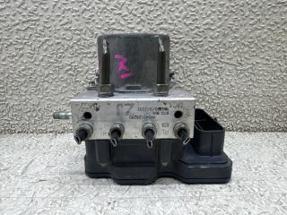 Блок abs TOYOTA VOXY ZRR80 3ZR-FAE 44540-28290 1 ракурс