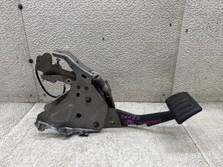 Педаль тормоза TOYOTA VOXY ZRR80 3ZR-FAE 3 ракурс