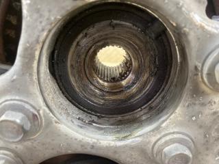 Ступица правая передняя TOYOTA CROWN GRS211 4GR-FSE 5 ракурс