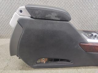 Бардачок между сиденьями LAND ROVER RANGE ROVER L322 508PN FJZ500130XXX 3 ракурс Бардачок между сиденьями LAND ROVER RANGE ROVER L322 508PN FJZ500130XXX 3 ракурс