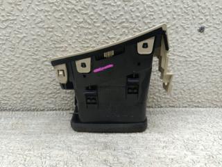 Дуйки правые NISSAN FUGA Y51 VQ25HR 687601MA0A 5 ракурс