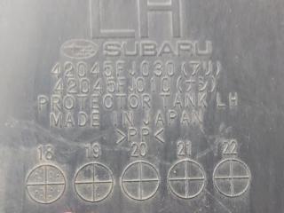 Защита топливного бака левая задняя SUBARU IMPREZA WRX STI GVB 42045F J030 3 ракурс