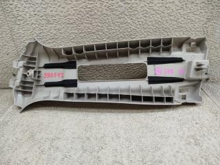 Накладка на стойку кузова правая HONDA VEZEL RU1 L15B VTEC 84111-T7A 2 ракурс