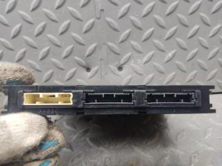 Электронный блок TOYOTA VOXY ZRR80 3ZR-FAE 89990-28220 3 ракурс