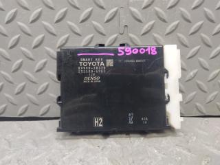 Электронный блок TOYOTA VOXY ZWR80 2ZR-FXE 89990-28320 1 ракурс