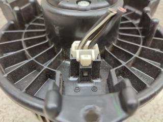 Мотор печки SUZUKI SWIFT ZC13 272700-0301 3 ракурс