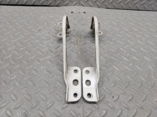 Петля капота SUZUKI WAGON R MH21S 1 ракурс