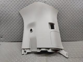 Накладка на стойку кузова левая задняя TOYOTA VOXY ZWR80 2ZR-FXE 62480-28070 1 ракурс Накладка на стойку кузова левая задняя TOYOTA VOXY ZWR80 2ZR-FXE 62480-28070 1 ракурс