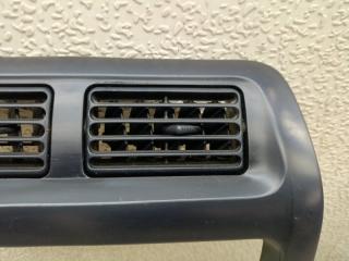 Консоль магнитофона TOYOTA TOWN ACE KR41 55405-28120 2 ракурс