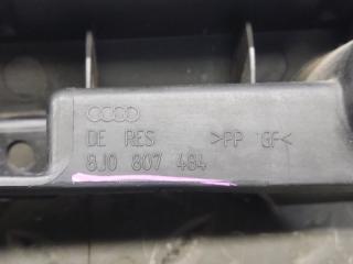 Крепеж бампера правый задний AUDI TT 8J3 BUB 8J0807484 5 ракурс