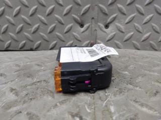 Блок предохранителей AUDI TT 8J3 BUB 4F1941824 4 ракурс Блок предохранителей AUDI TT 8J3 BUB 4F1941824 4 ракурс