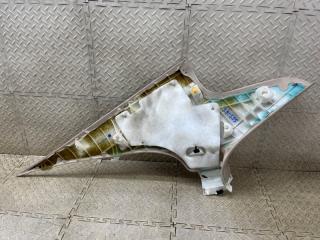 Накладка на стойку кузова правая задняя TOYOTA SAI AZK10 2AZ-FXE 62471-75010 4 ракурс Накладка на стойку кузова правая задняя TOYOTA SAI AZK10 2AZ-FXE 62471-75010 4 ракурс