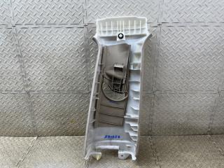Накладка на стойку кузова левая задняя TOYOTA SAI AZK10 2AZ-FXE 73024-53020 4 ракурс Накладка на стойку кузова левая задняя TOYOTA SAI AZK10 2AZ-FXE 73024-53020 4 ракурс