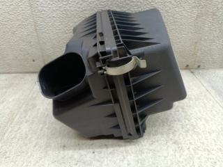 Корпус воздушного фильтра TOYOTA SAI AZK10 2AZ-FXE 17705-28331 4 ракурс Корпус воздушного фильтра TOYOTA SAI AZK10 2AZ-FXE 17705-28331 4 ракурс