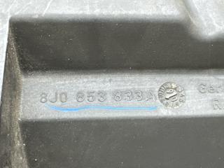 Брызговик левый задний AUDI TT 8J3 BUB 8J0853833A 5 ракурс