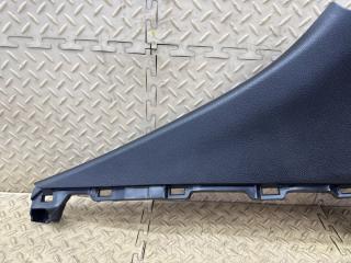 Накладка на стойку кузова левая задняя TOYOTA PRIUS ZVW50 2ZR-FXE 62480-47100 2 ракурс