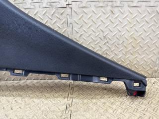 Накладка на стойку кузова правая задняя TOYOTA PRIUS ZVW50 2ZR-FXE 62470-47120 3 ракурс