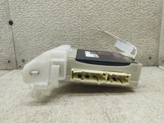 Блок предохранителей TOYOTA VELLFIRE AGH35 2AR-FE 89221-58111 5 ракурс