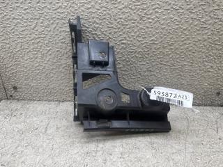 Крепеж бампера левый задний VOLKSWAGEN TOURAN 1T3 CAVB 1T0807453 3 ракурс