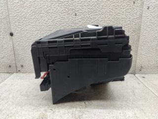 Блок предохранителей VOLKSWAGEN TIGUAN 5N1 CCZ 1K0937132 3 ракурс