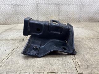 Фаркоп TOYOTA TUNDRA UCK30 2UZ-FE 3 ракурс Фаркоп TOYOTA TUNDRA UCK30 2UZ-FE 3 ракурс