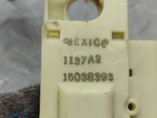 Концевик под педаль тормоза CHEVROLET TAHOE GMT800 LM7 15038393 4 ракурс